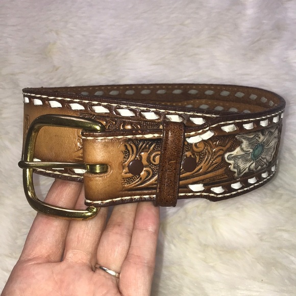 Tony Lama Accessories - Tony Lama tooled leather western floral belt